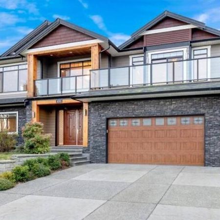Beautiful Private Room In Blueback Beachfront Nanaimo Exterior photo